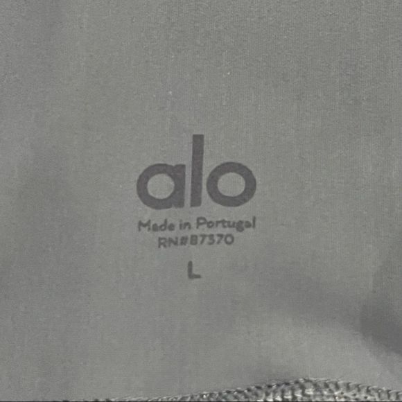 ALO Yoga High Waist Ripped Warrior Leggings in Concrete sz L - Picture 4 of 7